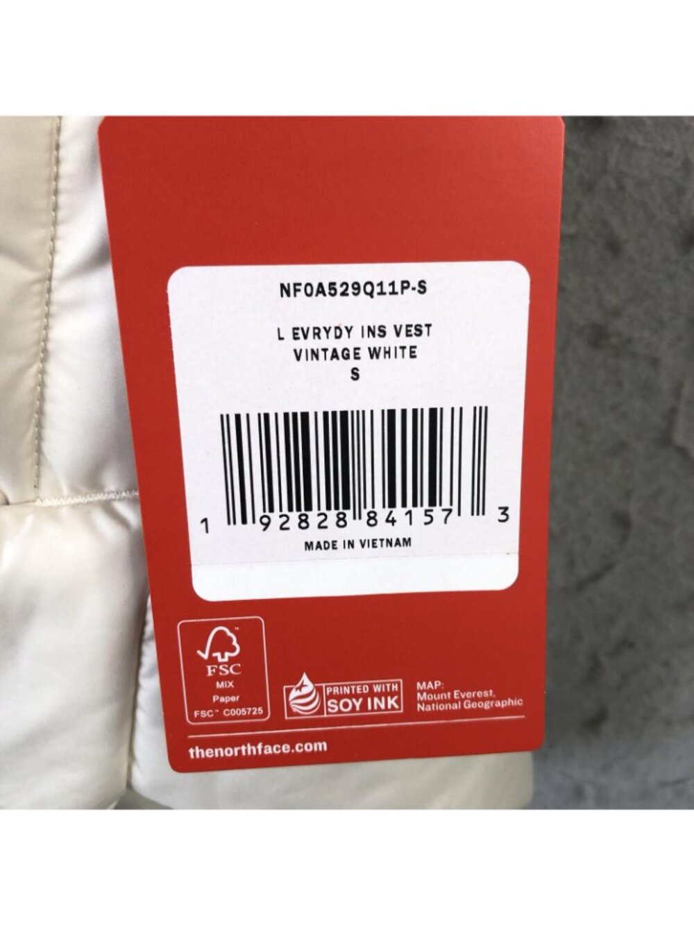 The North Face Vest Womens S White Black Puffer Oracle NetSuite Logo NWT - Picture 9 of 16
